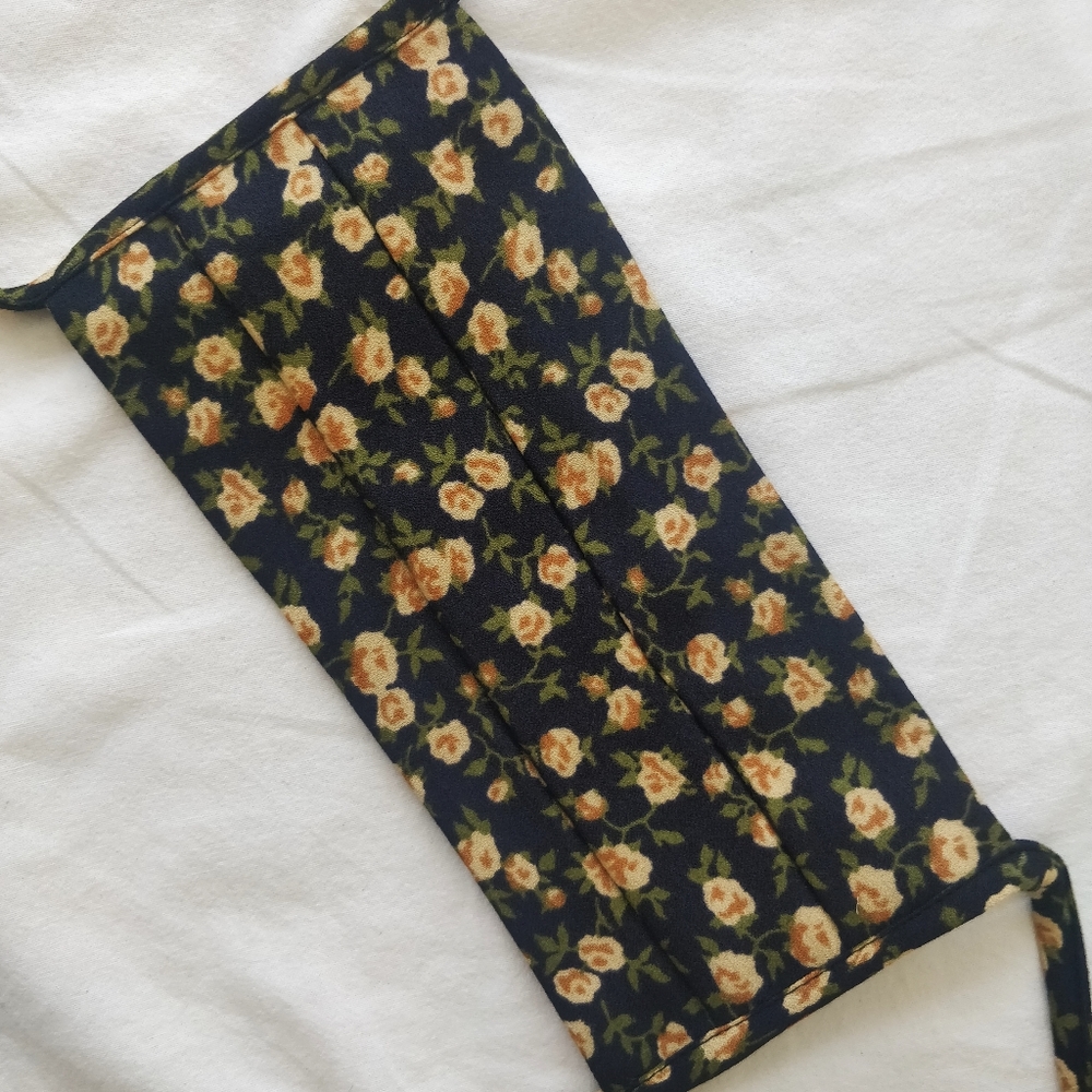 Reformation Face Mask